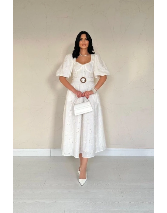 Ekru Göğüs Kup Detaylı Kemerli Brode Elbise
