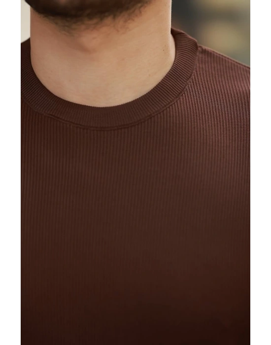 Erkek Bisiklet Yaka Jakarlı Kısa Kollu Tshirt