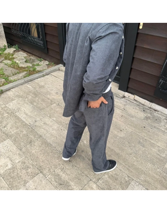 Erkek Kadife Oversize Takım – Gömlek Ve Pantolon İkili et Füme Corduroy Şıklığı, Rahat Ve Zarif Duruş Yumuşak Dokulu Kadife Kumaş, Düğmeli Gömlek Üst Ve astikli Pantolon Alt Parça Ile Gün Boyu Konfor Füme