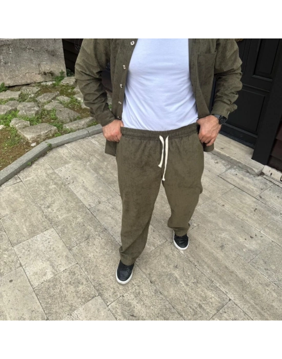 Erkek Kadife Oversize Takım – Gömlek Ve Pantolon İkili et Füme Corduroy Şıklığı, Rahat Ve Zarif Duruş Yumuşak Dokulu Kadife Kumaş, Düğmeli Gömlek Üst Ve astikli Pantolon Alt Parça Ile Gün Boyu Konfor Haki