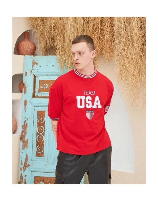 Erkek Nakış İşlemeli Ribanalı Oversize Tshirt  Kırmızı