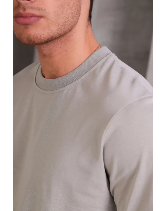 Erkek Relax Fit Bisiklet Yaka %100 Pamuk Rahat Kesim Basic Tişört