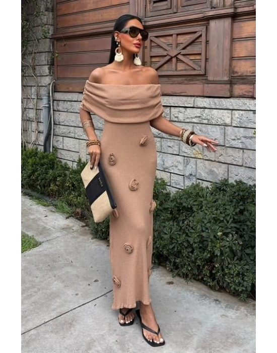 Eteği Gül Detay Madonna Yaka Elbise 2863