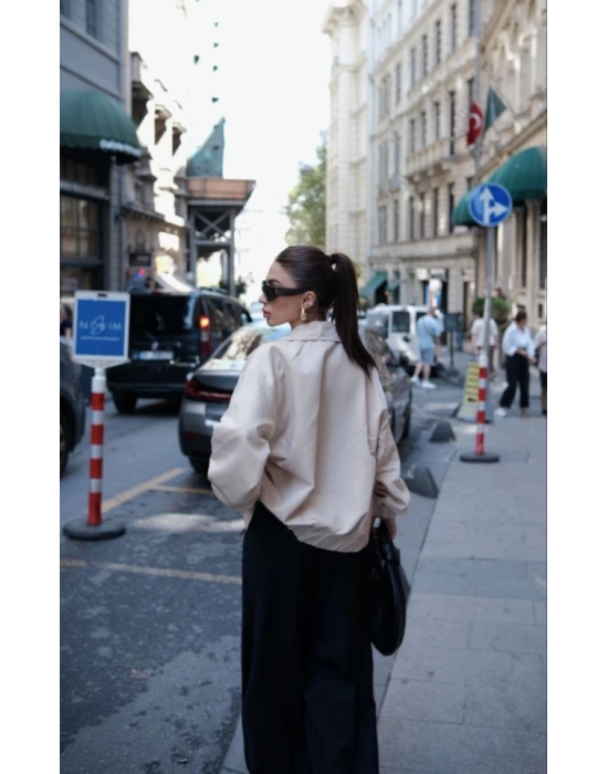 Fermuarlı Gömlek Yaka Bomber Ceket  Beyaz