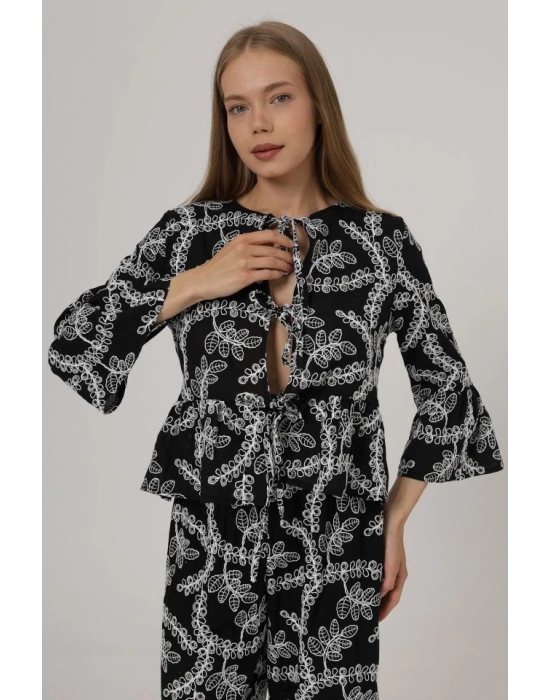 Fiyonk Bağlamalı Brode Bluz  Siyah