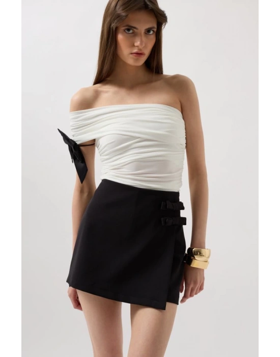 Fiyonk Detay Mini Etek