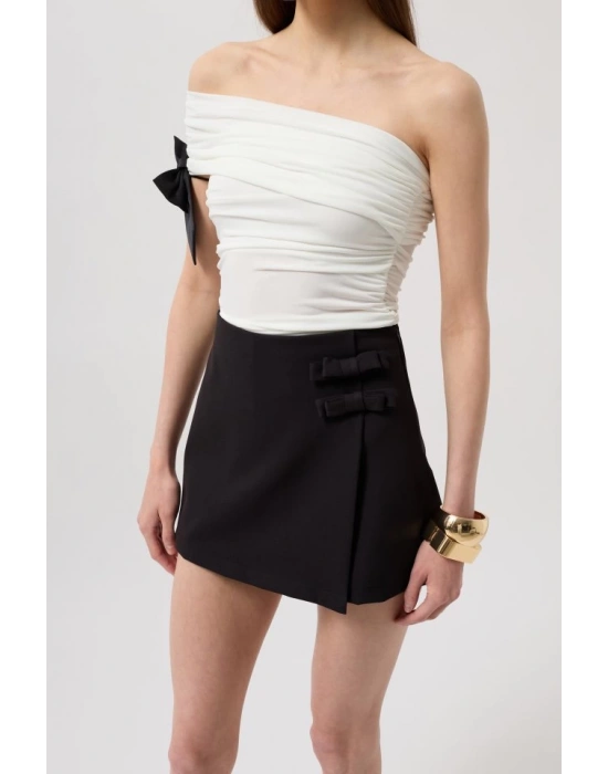 Fiyonk Detay Mini Etek