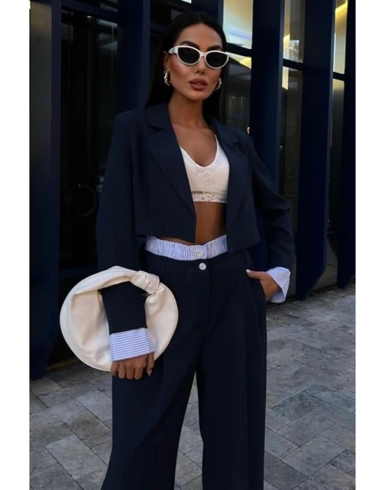 Garni Detaylı Crop Ceketli Takım 10075