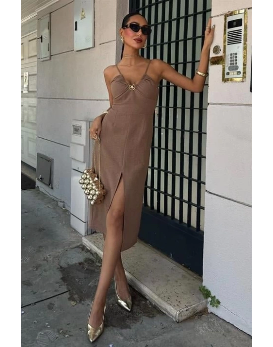 Göğsü Aksesuarlı Önü Yırtmaçlı Elbise 2899