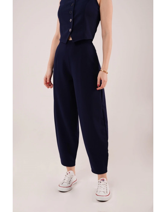 Havuç Kesim Lacivert Pantolon