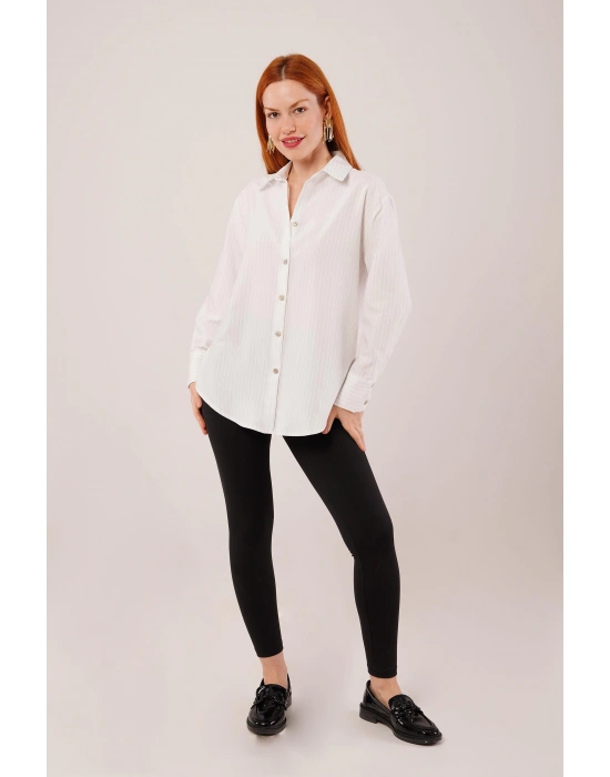 İnce Çizgi Detaylı Beyaz Gömlek