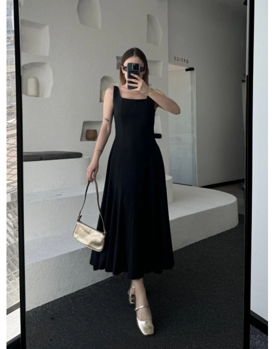 ırt Dekolteli Kolsuz Uzun Elbise  iyah