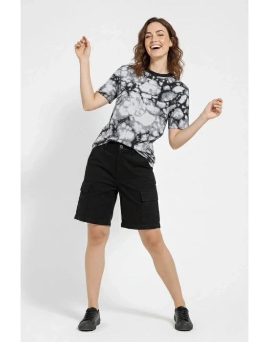 iyah Gri Taş Desenli Tişört – Regular Kalıp, Bisiklet Yaka, Dijital Baskılı odern Tasarım Thirt  iyah