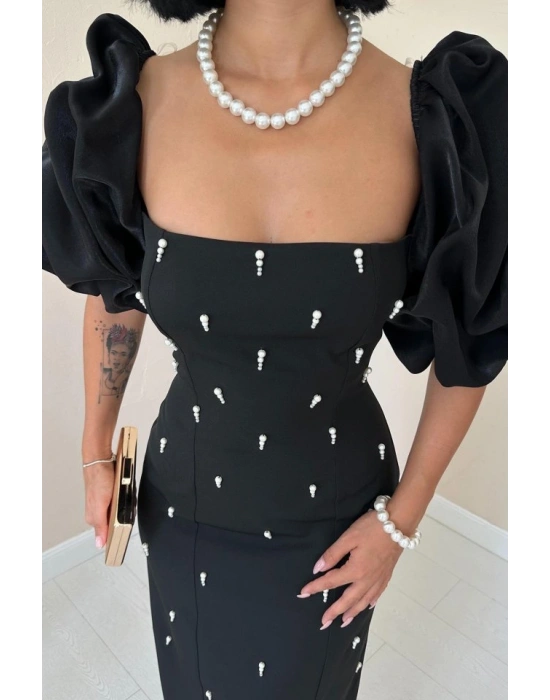 iyah İşlemeli Kolu Garnili Elbise