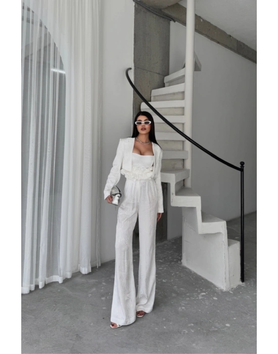 JAKARLI BLUZU TASARI DETAYLI CEKETPANTOLONBLUZ 3 LÜ TAKI  Beyaz