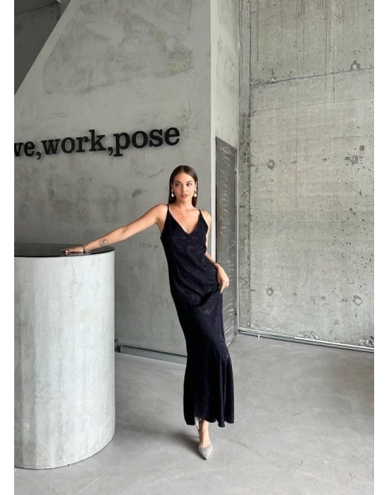 JAKARLI AKILI ATEN ELBİE AİETRİK  iyah