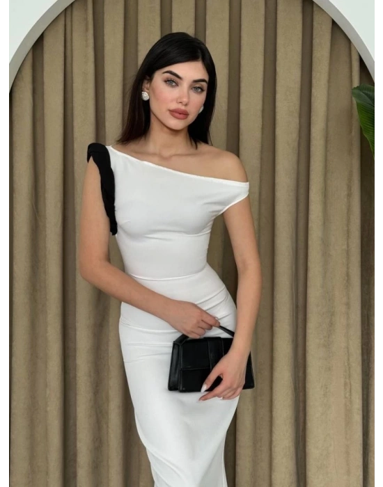 Jovani Omuz Detaylı Elbise