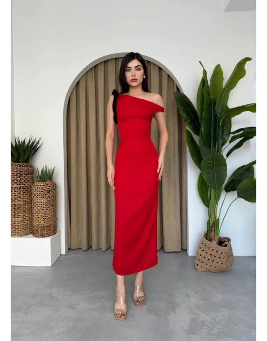 Jovani Omuz Detaylı Elbise