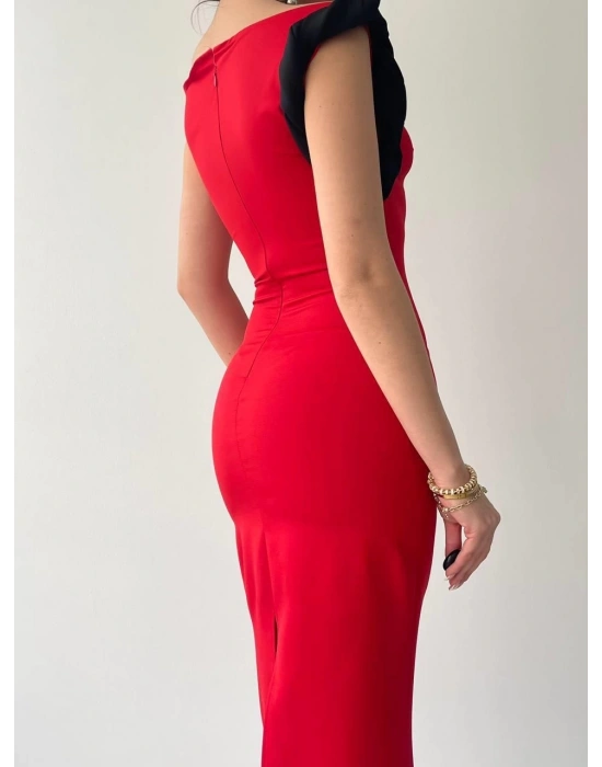 Jovani Omuz Detaylı Elbise