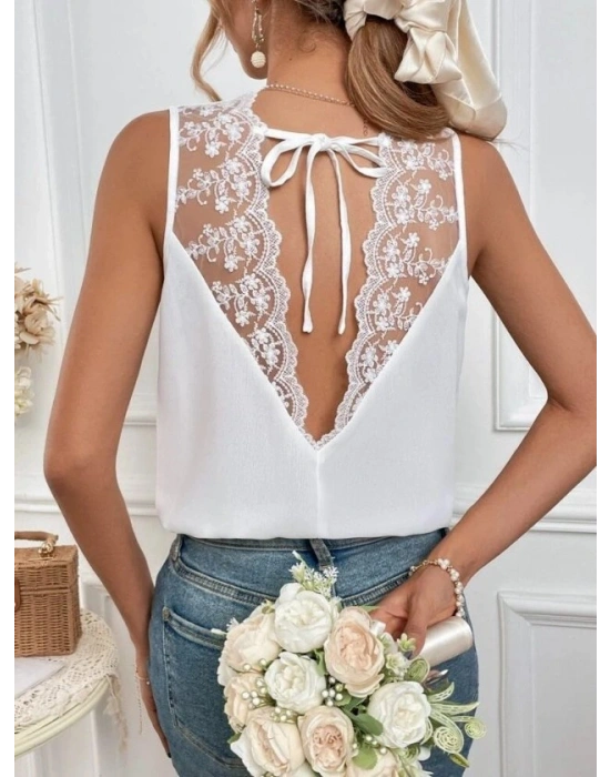 Kadı Askılı V Dantel Yakalı Sırttan Bağcıklı Sandy Bluz