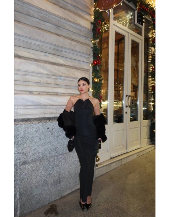 Kadın Aksesuarlı Halter Yaka ırt Dekolte Detay axi Boy Elbise