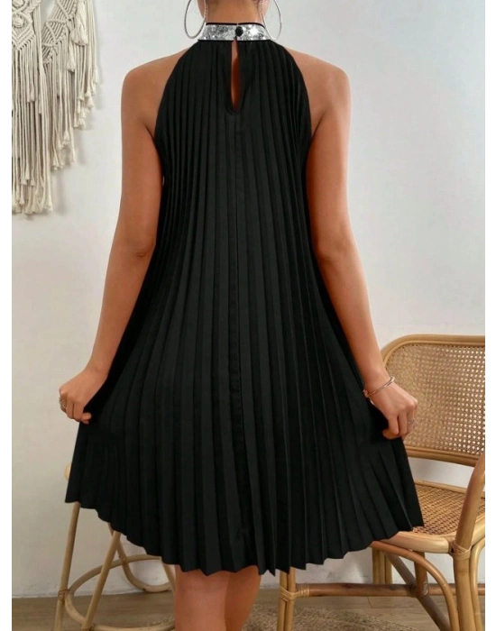 Kadın Balıkçı Yaka Omuzlardan Açık Pılelı Kısa Janjan Krep Elbise