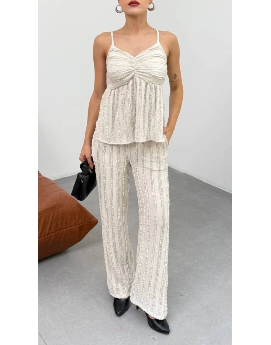 Kadın Bej Dokulu Askılı Üst Ve Bol Paça Pantolon 2’li Takım