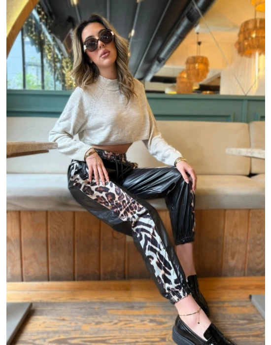 Kadın Bel Ve Paça Lastikli Detay Yanları Leopar Detay Bağcıklı Deri Pantolon