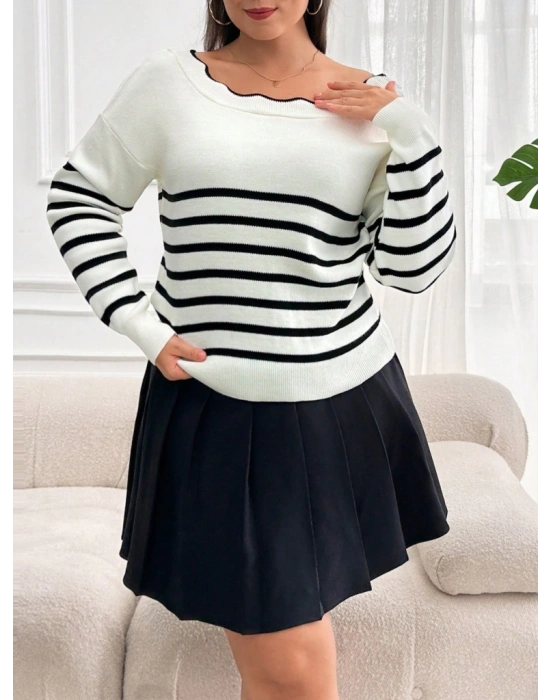 Kadın Beyaz Sırt Bağlama Detaylı çizgi Desen Triko Bluz