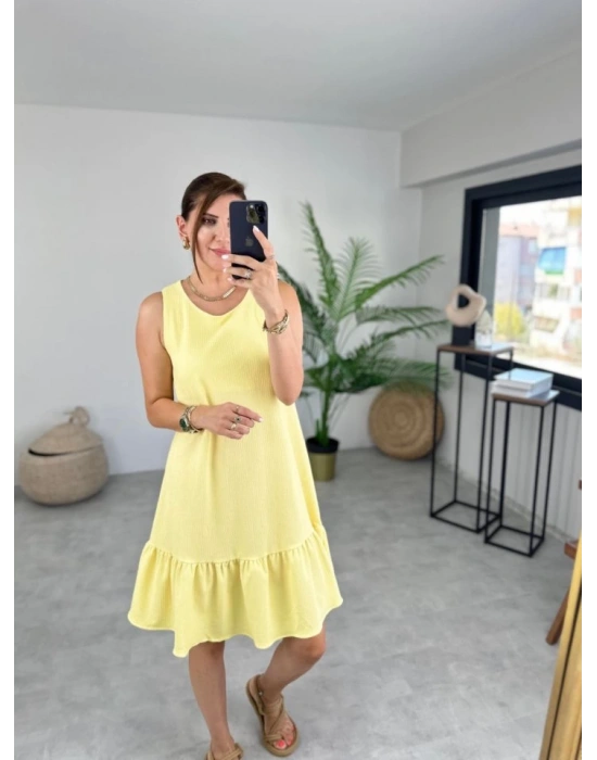 Kadın Bürümcük Kumaş Eteği Fırfır Detaylı Sıfır Kol Elbise