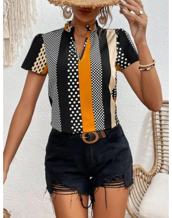 Kadın çentik Ve Büzgülü Yaka, Desenli Mikro Kumaş Bluz