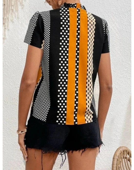 Kadın Çentik Ve Büzgülü Yaka Desenli Mikro Kumaş Bluz