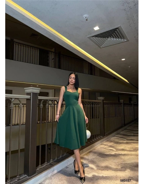 Kadın Dalgıç Krep Kumaş Kalp Yaka Askılı idi Boy Elbise