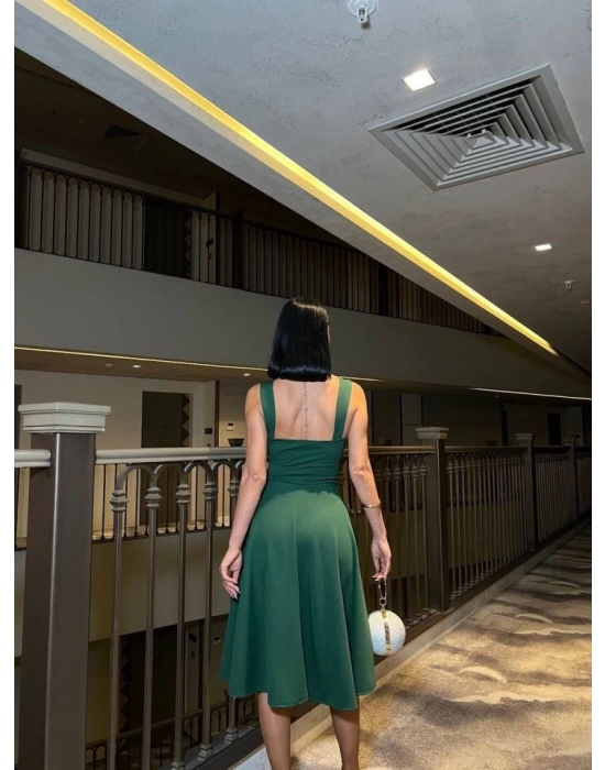 Kadın Dalgıç Krep Kumaş Kalp Yaka Askılı idi Boy Elbise