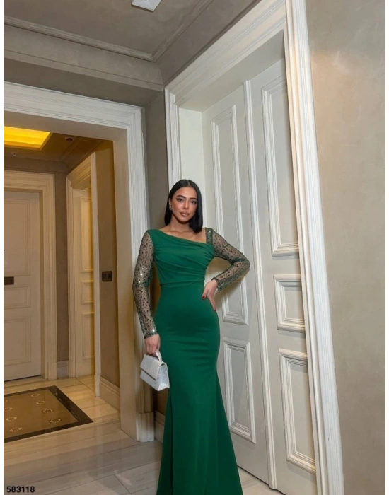 Kadın Dalgıç Krep Kumaş Kolları Tül Ve Taş Detaylı önü Drapeli Maxi Boy Elbise