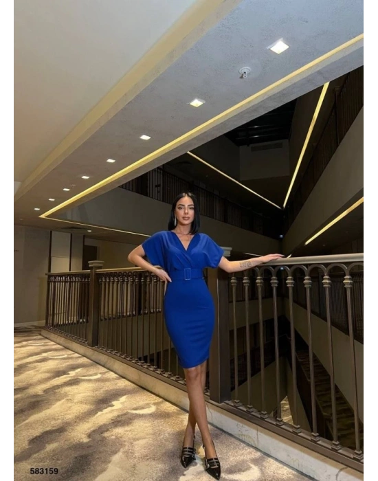 Kadın Dalgıç Krep V Yaka Ve ırt Dekolte Detaylı Elbise