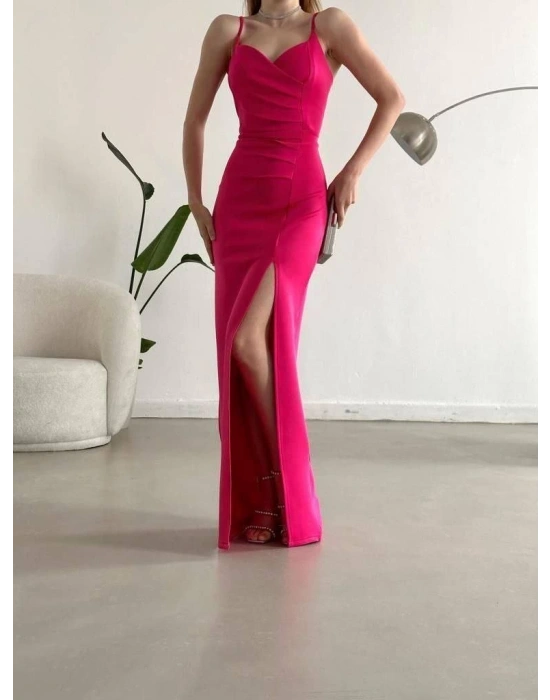 Kadın Dalgıç Kumaş Askılı Yırtmaç Detaylı V Yaka Maxi Boy Elbise