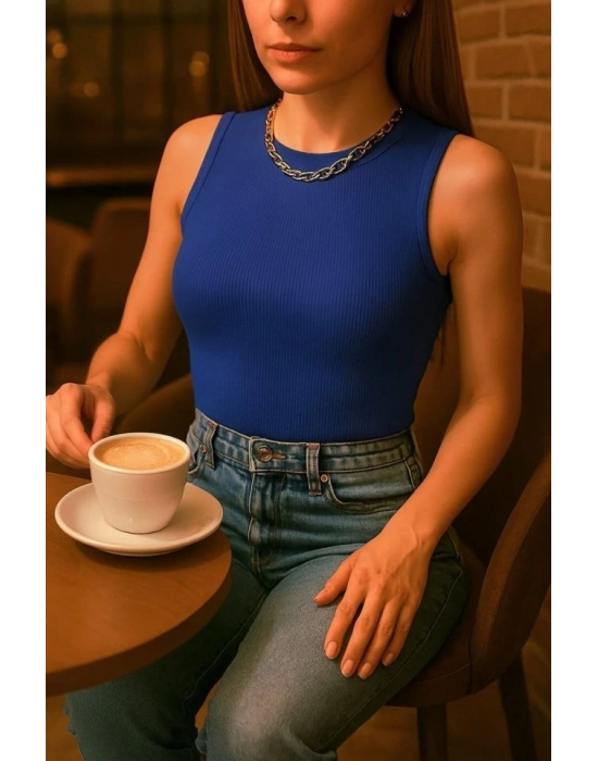 Kadın Damla Sırt Dekolte Çapraz Detay Kolsuz Triko Bluz