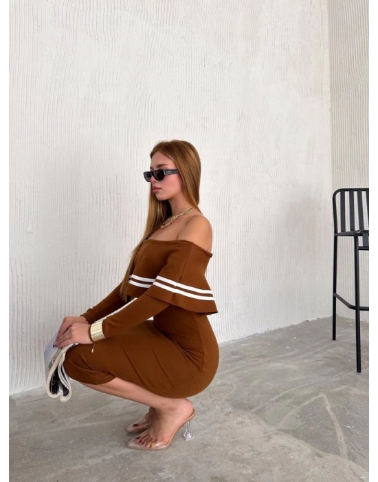 Kadın Fırsat ürünü Madonna Yaka Midi Boy Triko Elbise