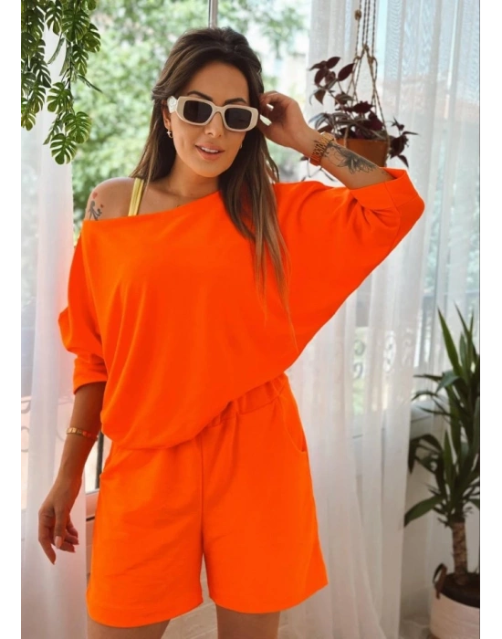 Kadın Kayık Yaka Oversize Asimetrik Bluz Ve şort Iki Iplik Takım