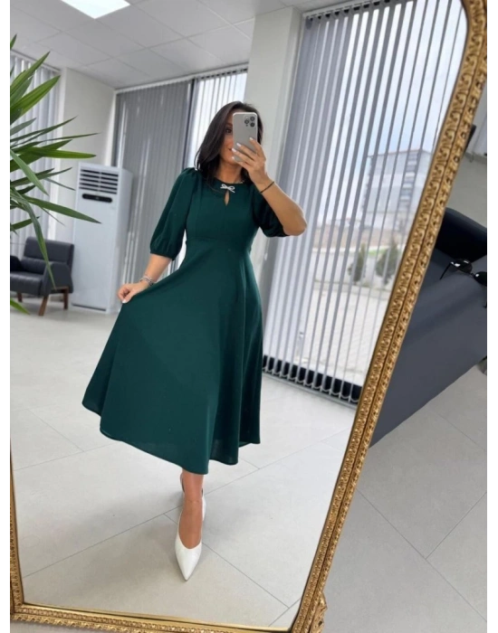 Kadın Kısa Kollu Bisiklet Yaka Fiyonk Broşlu Midi Janjan Krep Elbise