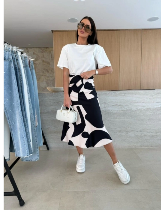 Kadın Kısa Kollu Bisiklet Yaka Viskon Bluz Ve Desenli Süprem Etek Ikili Takım