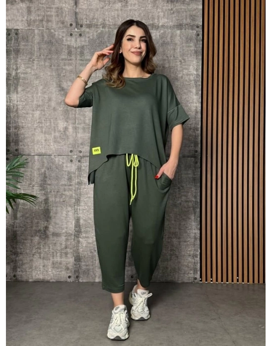 Kadın Kısa Kollu Bisiklet Yaka Viskon Iki Iplik Bluz Ve Pantolon Ikili Takım