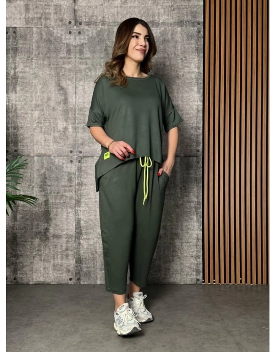 Kadın Kısa Kollu Bisiklet Yaka Viskon Iki Iplik Bluz Ve Pantolon Ikili Takım