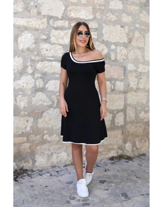 Kadın Kısa Kollu Geniş Yuvarlak Yaka Viskon Elbise