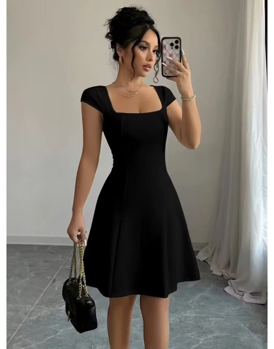 Kadın Kısa Kollu Kare Yakalı Kısa Ithal Krep Elbise