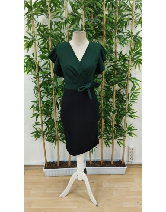 Kadın Kısa Kollu Kruvaze Yaka Beli Kuşaklı Blok Desenli Ithal Krep Elbise