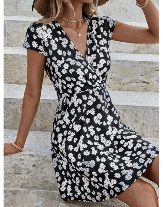 Kadın Kısa Kollu Kruvaze Yaka Papatya Baskılı Krep Elbise