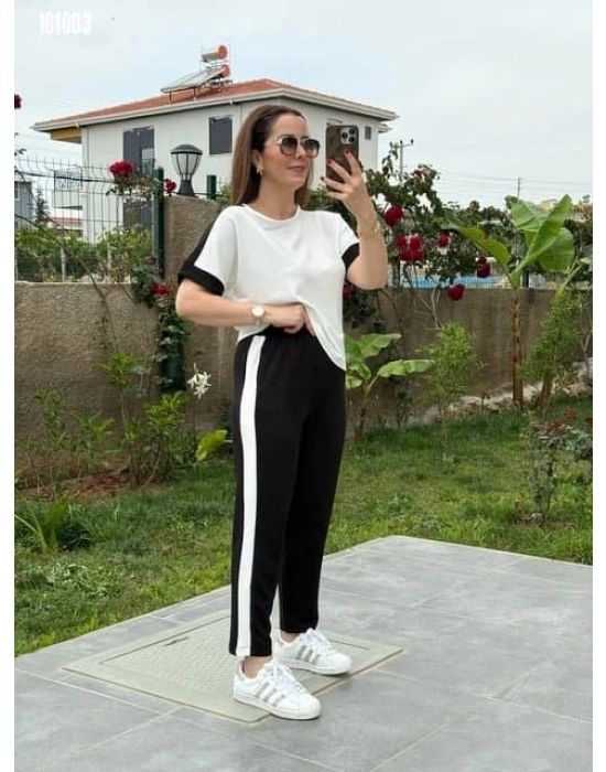 Kadın Kısa Kollu Modal Dokulu Kumaş Yanı şeritli Takım