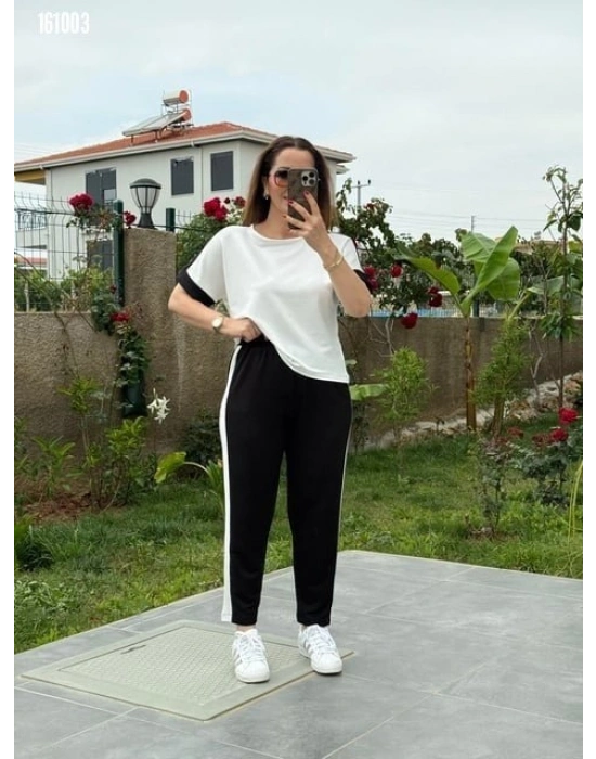 Kadın Kısa Kollu Modal Dokulu Kumaş Yanı şeritli Takım